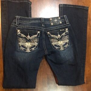 Miss Me Signature Boot Cut Low Rise Jeans Sz 27 X34 Rhinestones Dark Wash Blue
